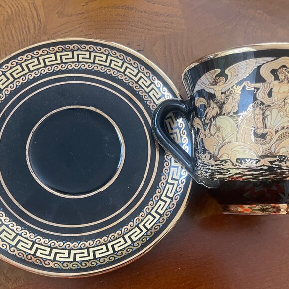 24K Gold TEACUP & SAUCER Hand Made Greece Greek Mythology Prints Gold Black - Picture 7 of 8